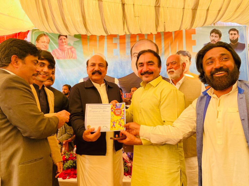 إقامة المهرجان الرياضي السنوي في مدرسة جورنمنت موديل هاي سكول چونیاں وتكريم الطلبة المتميزين