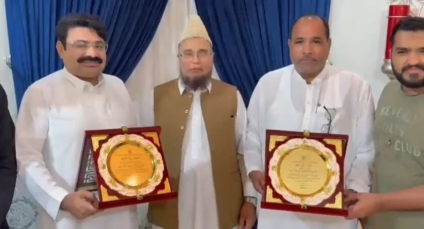 الرياض: دار السلام العالمية تكرّم الحاج ناصر حبيب وأمانت مغل تقديرًا لجهودهما في خدمة المجتمع