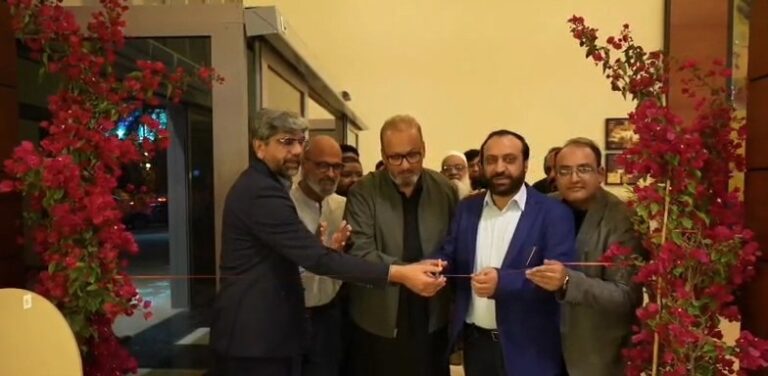 ریاض میں نئے پاکستانی ریسٹورنٹ سالٹ پیپر ولیج کا افتتاح.