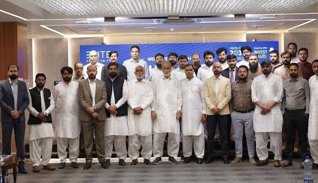 لاہور میں ایلیٹ کنسلٹنگ کمپنی کے زیرِ اہتمام پاکستانی بزنس کمیونٹی کے لیے کامیاب معلوماتی سیمینار کا انعقاد